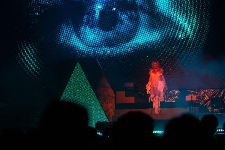 2026BonnarooDay4Kesha_Web-5.jpg