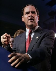 Zach Wamp Denounces 'Sissy Wannabe' Governors