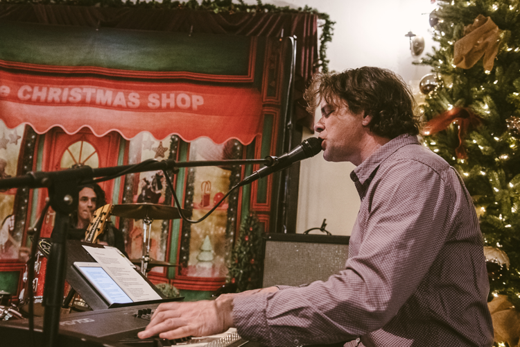 Spongebath Alumni Rejoice in Nostalgia — And Look Forward a Bit