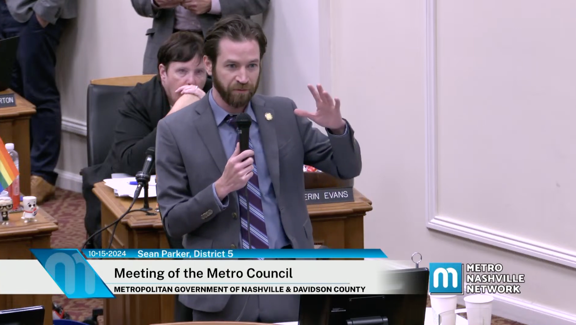 On First Reading Settlements and Abstentions Pith in the Wind