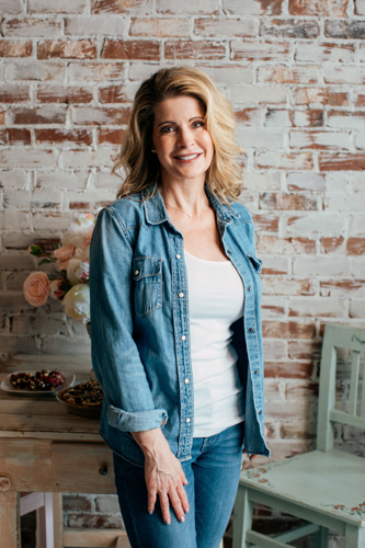 Former Cupcake Queen Starts From Scratch, This Time With Pies