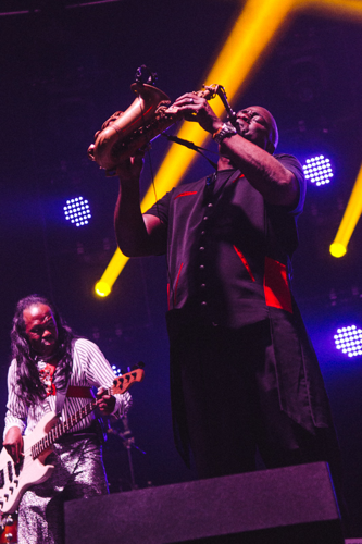 Bonnaroo Friday, 6/12/15 [Alabama Shakes, Dawes, Earth, Wind & Fire, King Gizzard, Tears For Fears, Unknown Mortal Orchestra]