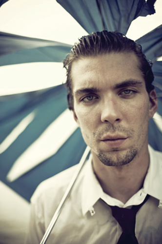 Justin Townes Earle returns to Tennessee, a step ahead of his demons once again