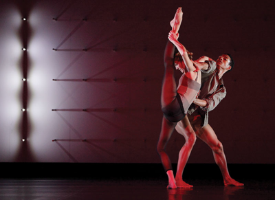 Choreographer Wayne McGregor's Random Dance makes a thoughtful beginning for OZ Nashville's premiere season