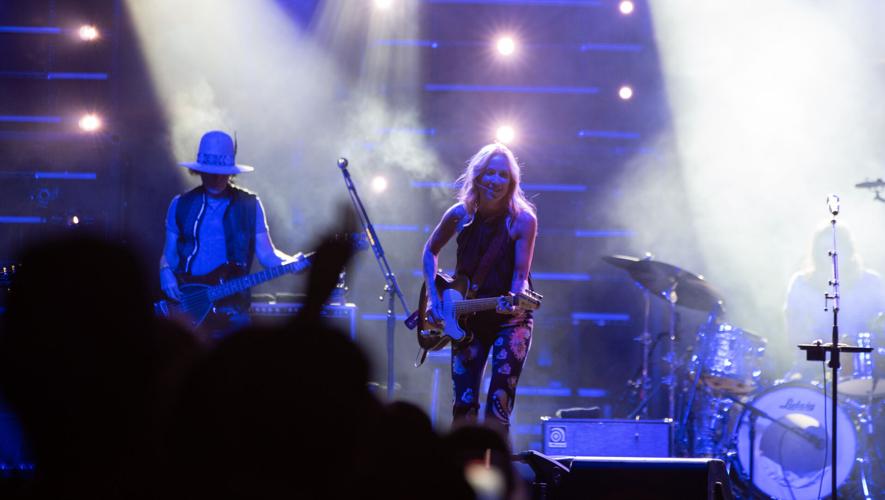 Sheryl Crow-2.jpg