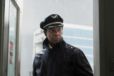 Denzel Washington, drunken pilot, hits the ground hard in Robert Zemeckis' <i>Flight</i>