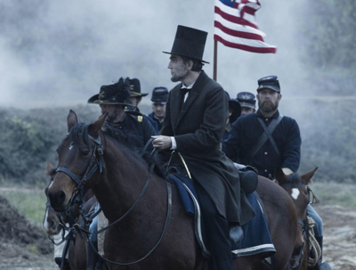 Spielberg and Daniel Day-Lewis make a dream of <i>Lincoln</i>