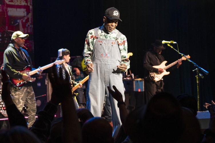 buddy guy (39 of 41).jpg