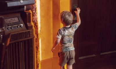 Close-Encounters-Of-The-Third-Kind-web