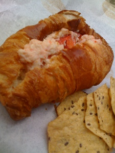 Open Thread Has So Much to Tell You: Lobster Salad, Restaurant Week and Tayst Crew's New Sammy Shack