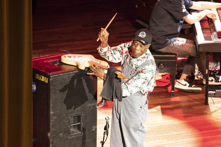 buddy guy (35 of 41).jpg