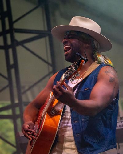 Bonnaroo2023Day1_AbrahamAlexander-2.jpg