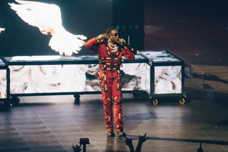 Drake Pleases the People at Bridgestone