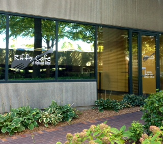 First Bite: Riffs Cafe at Highland Ridge