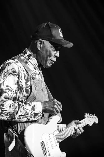 buddy guy (19 of 41).jpg