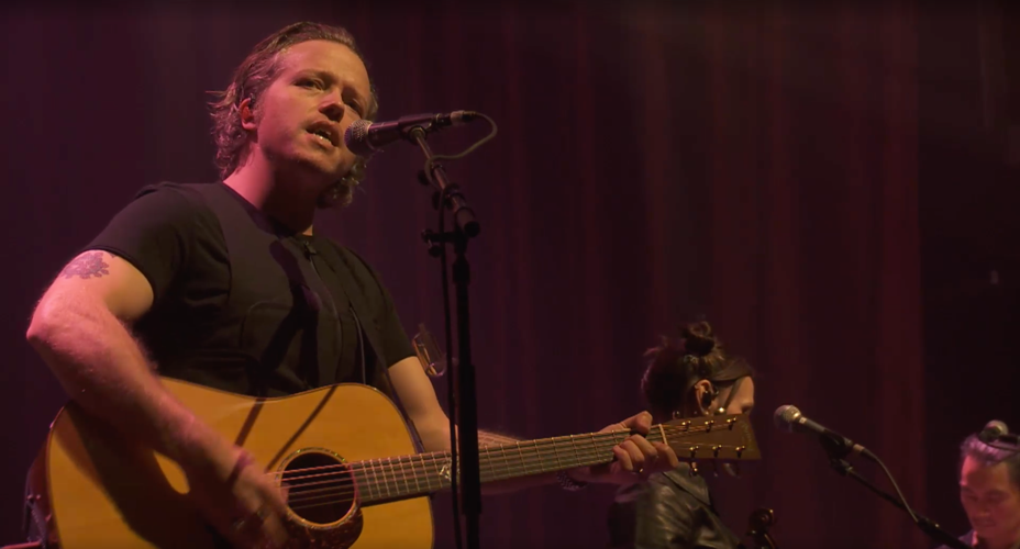 Jason Isbell and the 400 Unit's NYE Livestream Caps a Turbulent Year