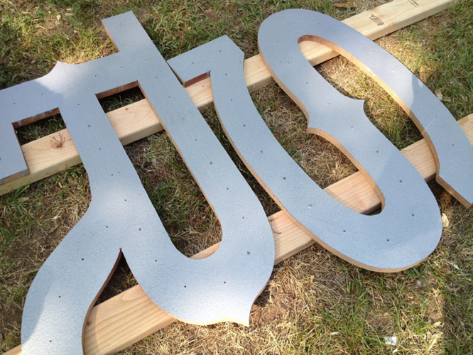 Studio Visit: Luke Stockdale's Sideshow Sign Company
