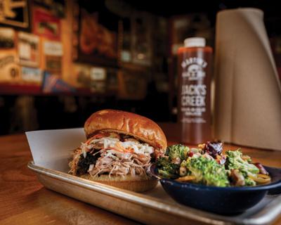 MartinsBBQ-3027.jpg