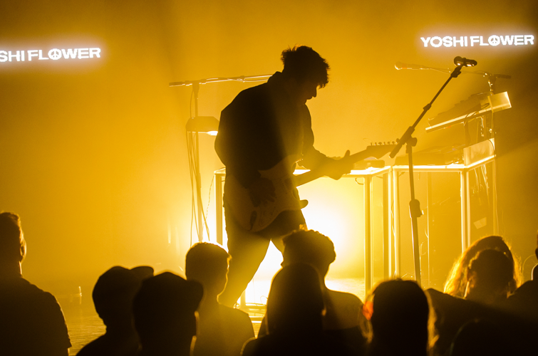 Elohim Spreads Unconditional Love at Exit/In