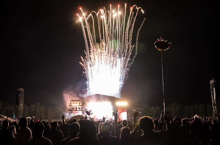 Paul McCartney at Bonnaroo's What Stage, 6/14/13