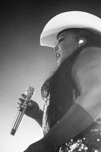 Lizzo Shows Off Her Star Power at Cannery