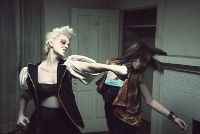 Amanda Valentine vs. Shannon Lea [Fashion Fight]
