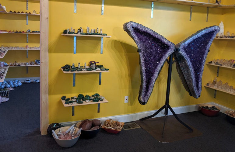 Shop Hop: Nashville Crystal Store