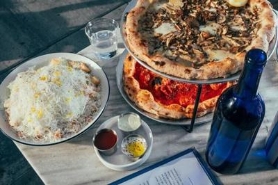 Sho Pizza Bar in Riverside Village
