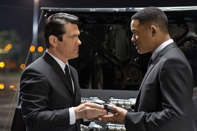 <i>Men in Black 3</i>: a who-asked-for-it sequel whose lack of pretension is its biggest charm