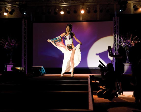 Nashville says farewell to Bianca Paige, the Pantomime Rage, at a memorial service the city will never forget