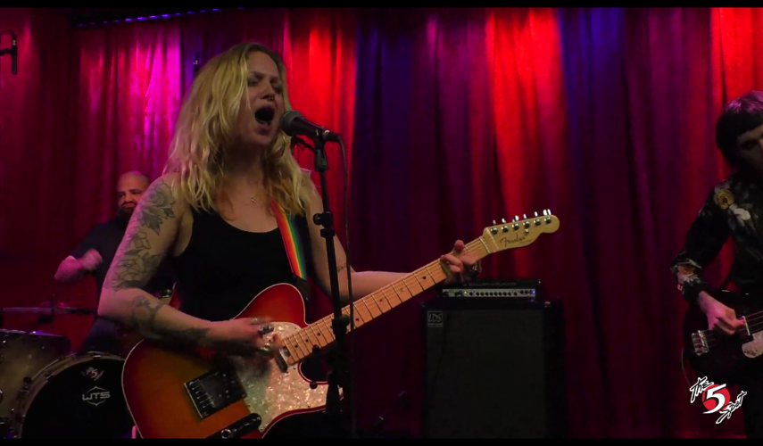 Vera Bloom Calls Down the Thunder at The 5 Spot