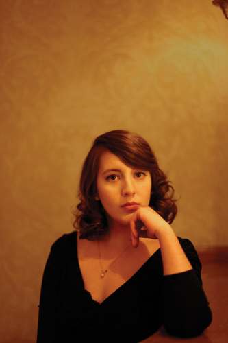 Hometown heroine Caitlin Rose is funny — and fun — about how she chooses to put herself out there