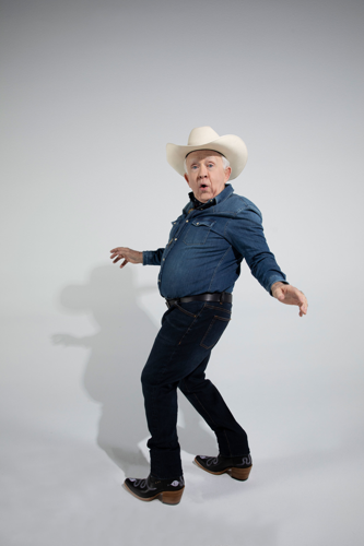 Leslie Jordan Hosts an Old-Fashioned Gospel Sing on <i>Company’s Comin’</i>