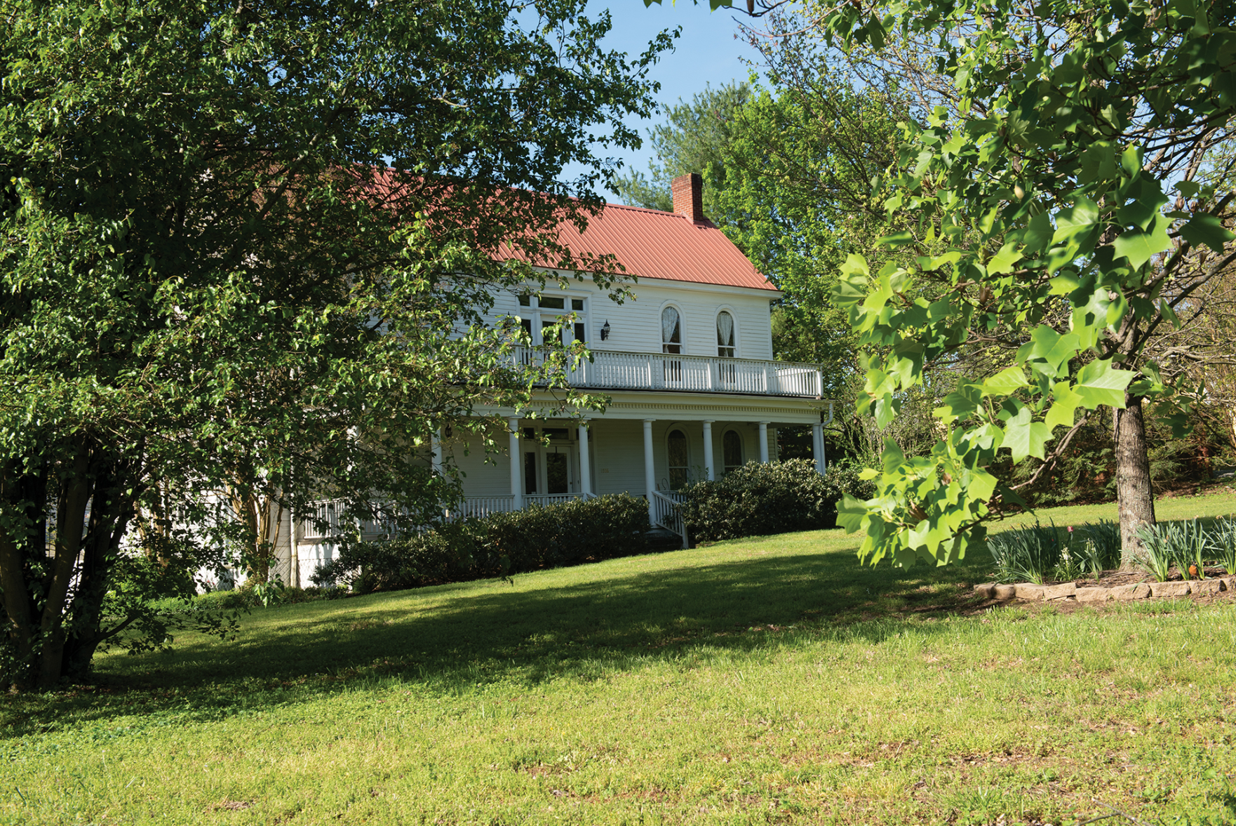 Walk a Mile: Lockeland Springs and Little Hollywood