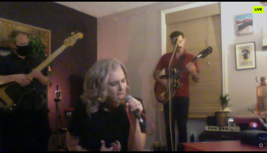 Alanna Royale Fights Sound Issues to Soothe the Soul