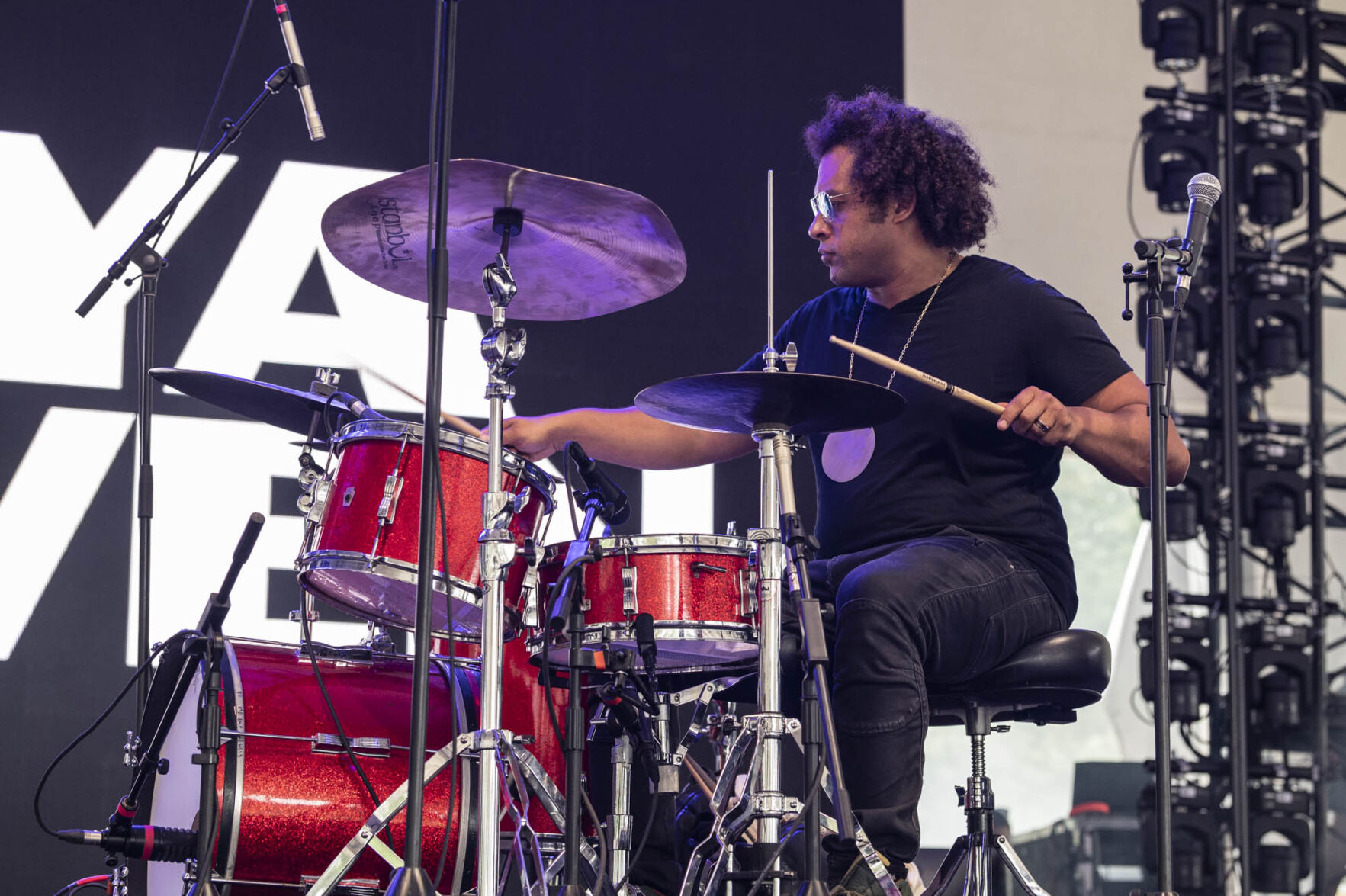 Makaya McCraven-4.jpg