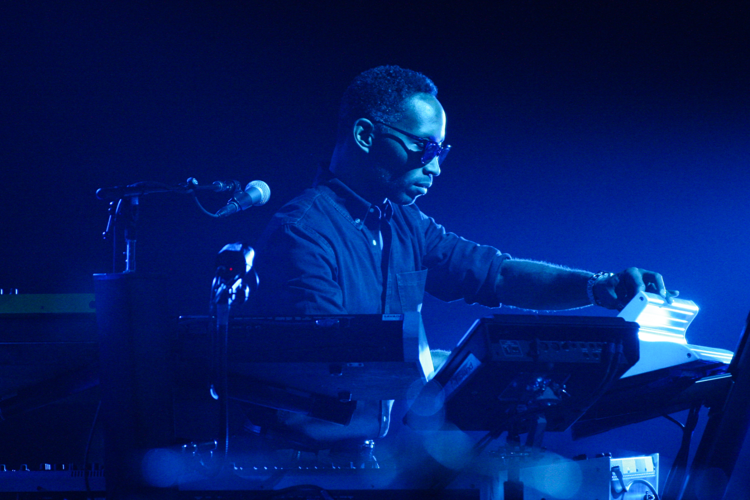 Jack White Brings the <i>Boarding House Reach</i> Experiment Home to the ’Stone