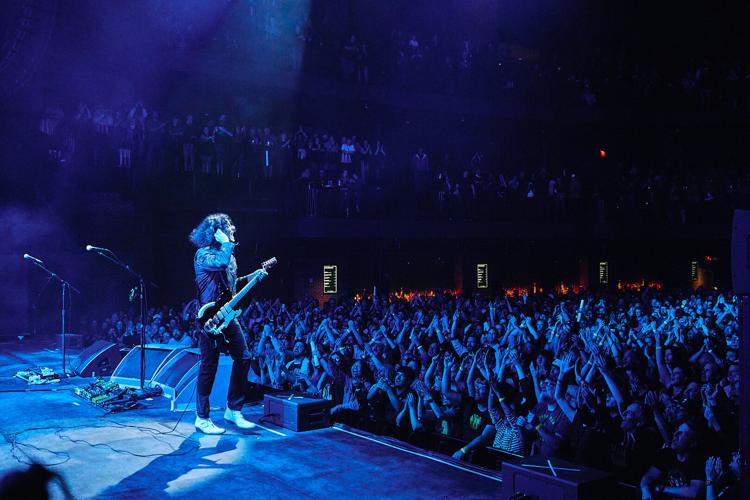261010_JW_Nashville_581_JWCrowd.jpg