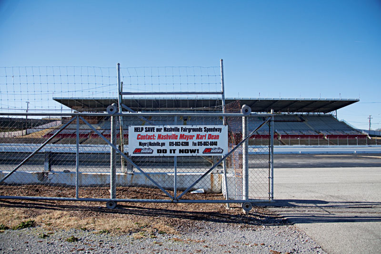 How Mayor Karl Dean lost the wheel of the fairgrounds controversy — and what the subsequent pileup reveals about his administration