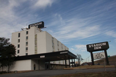 Lawsuit Describes Stadium Inn as 'Hotbed of Criminal Activity'