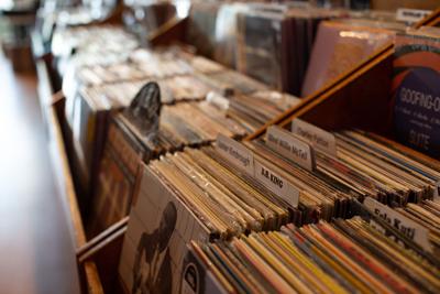 Grimeys_0002.jpg