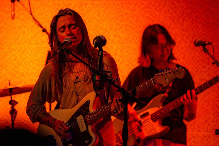 Julien-Baker-Blue-Room-14_scale60.jpg