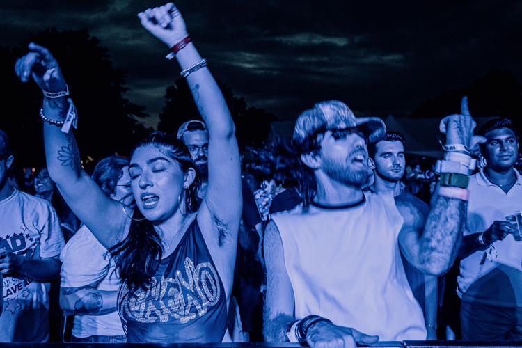 2025 Pride-Crowds Atmosphere-8.jpg