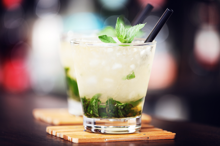 Nashville Bars Celebrate Mint Julep Month