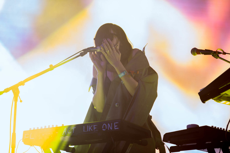 Bonnaroo 2018 Kicks Off With R.LUM.R, a Not-So-Secret Cage the Elephant Set and More