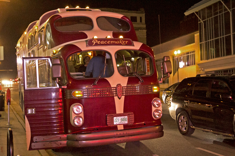 Dead & Company Steal More Hearts Than Faces at Bridgestone Arena