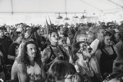 Muddy Roots crowd