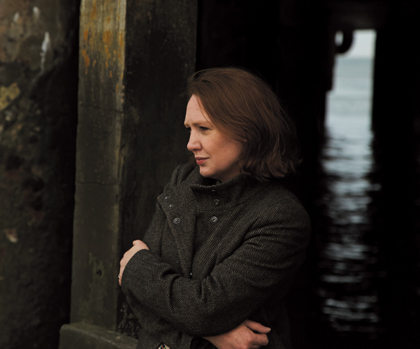 <i>The Girl on the Train</i>, Paula Hawkins' debut thriller, is an enthralling tour de force