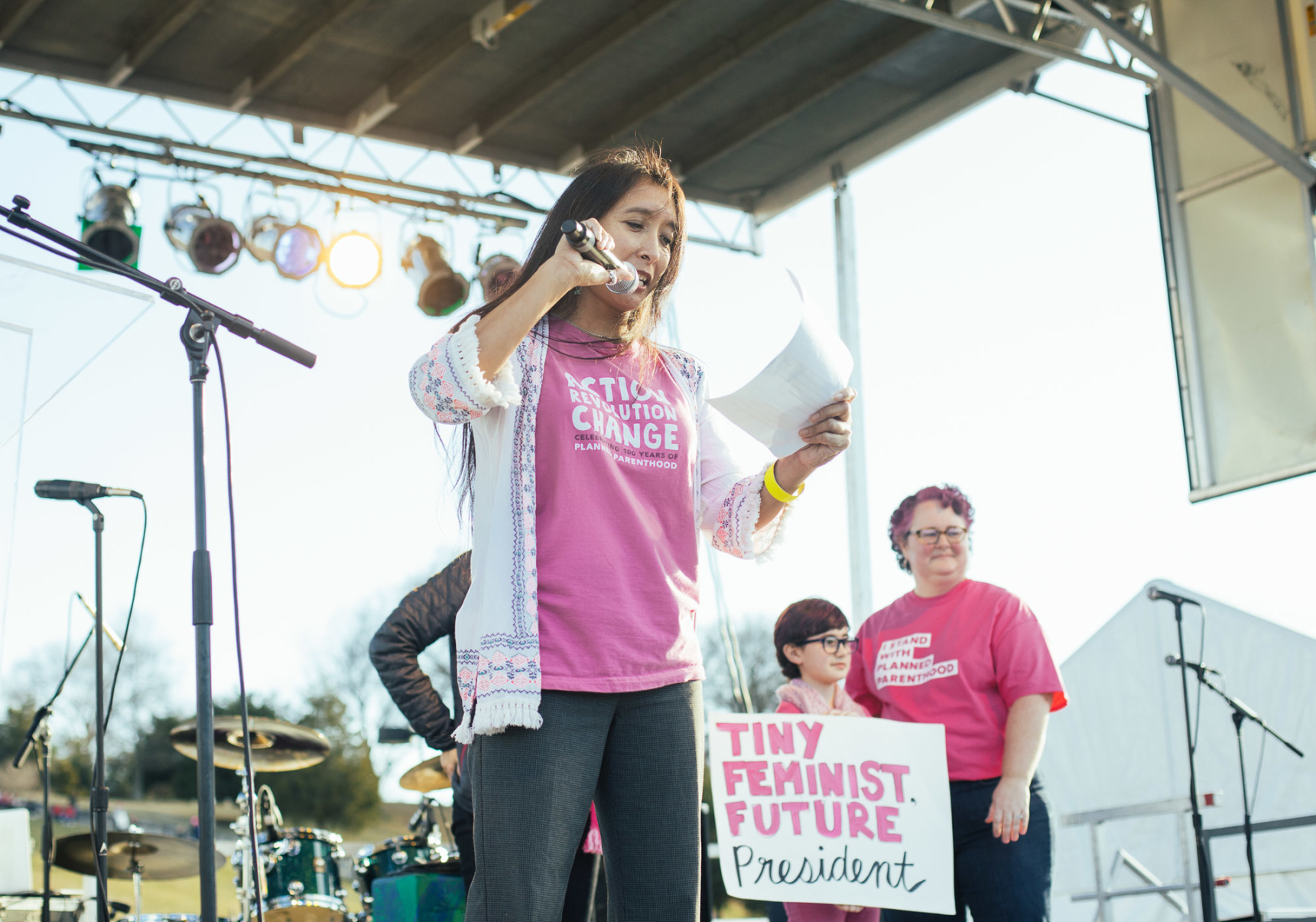 Estimated 15,000 Come Out for Women's March 2.0