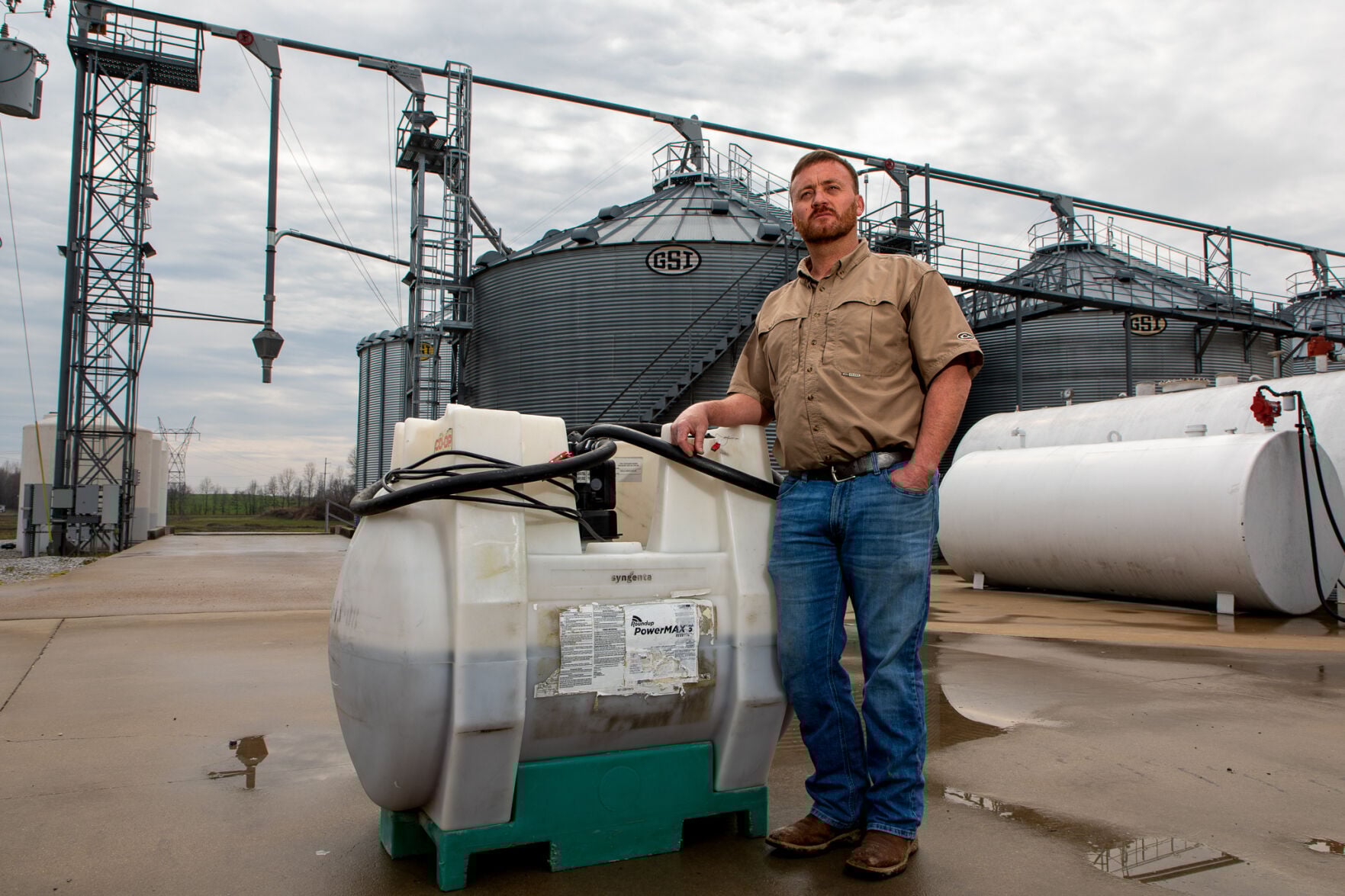 nashvillescene.com - Emily R. West - What Happens to Roundup in Tennessee Farming? The Legislature Can't Decide.